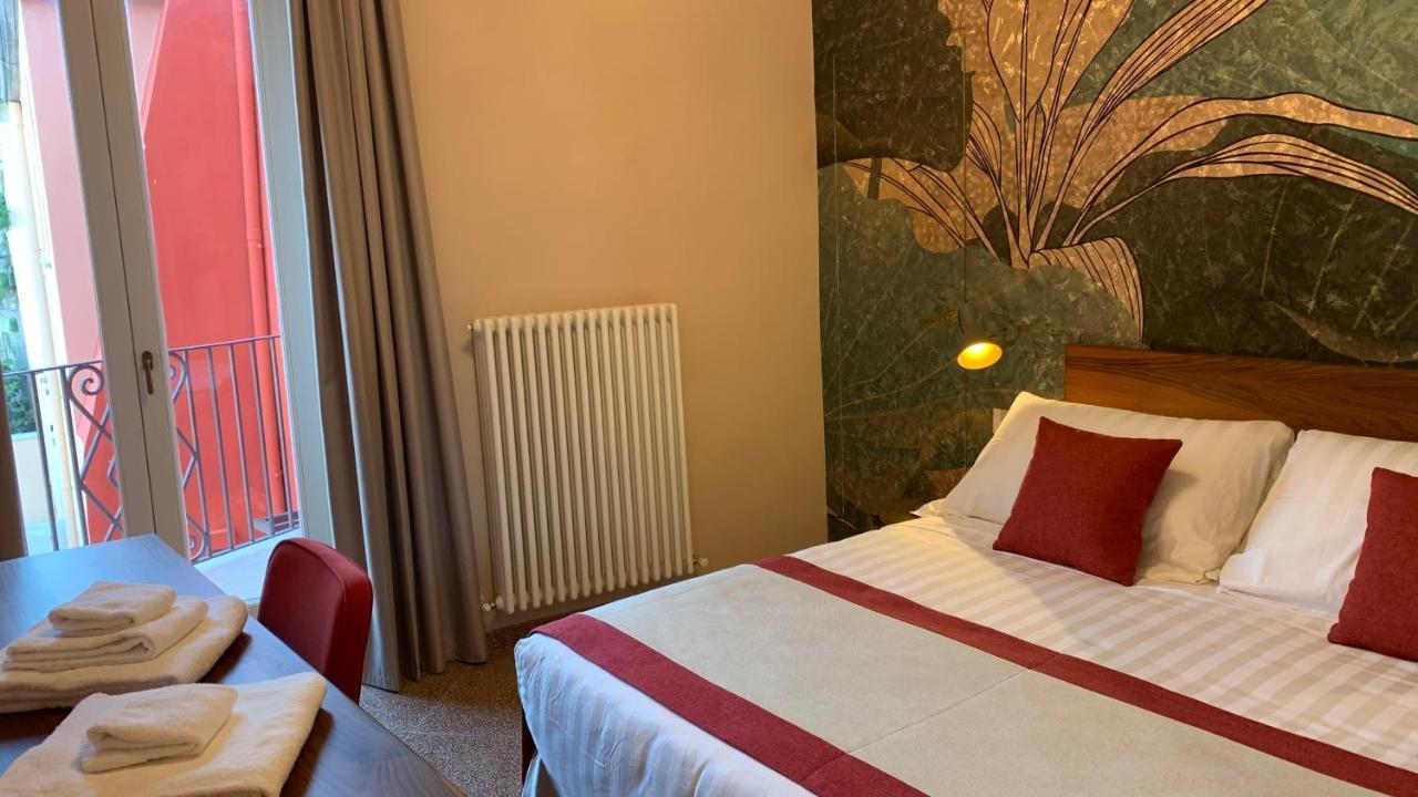 Dimora Del Leone Gaeta Bed & Breakfast Екстериор снимка